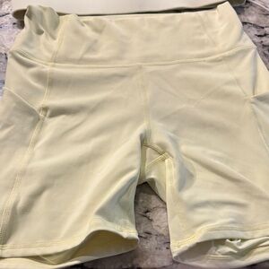 Fabletics Women's Cream Bike Shorts